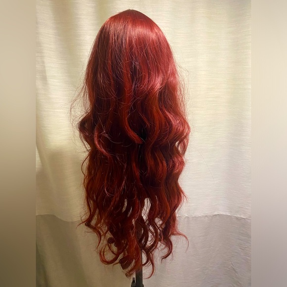 HAIR-26 inch long WINE colored wig - Picture 5 of 5